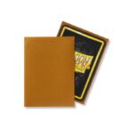 DRAGON SHIELD - SLEEVES STANDARD SIZE MATTE (100) GOLD - Imagen 4
